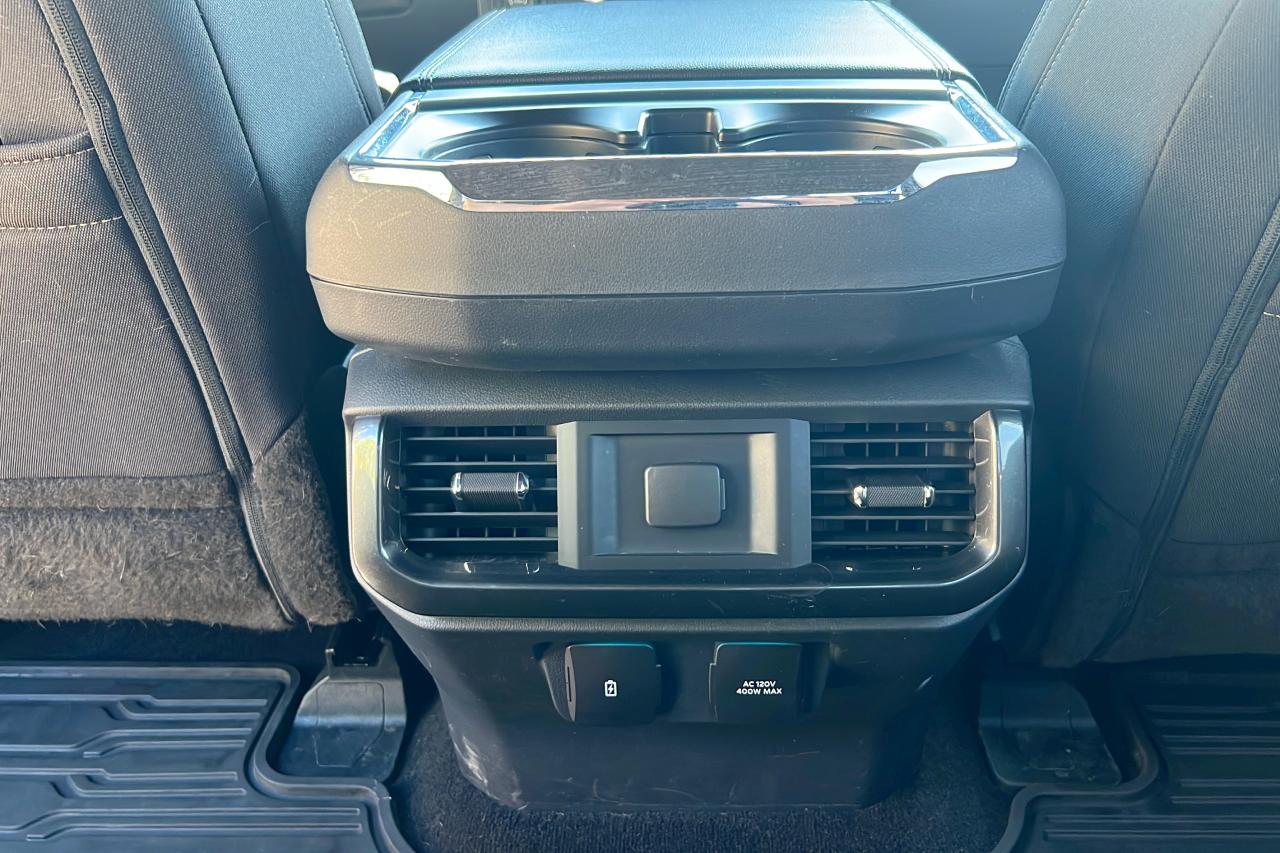 2021 Ford F-150 XLT Photo