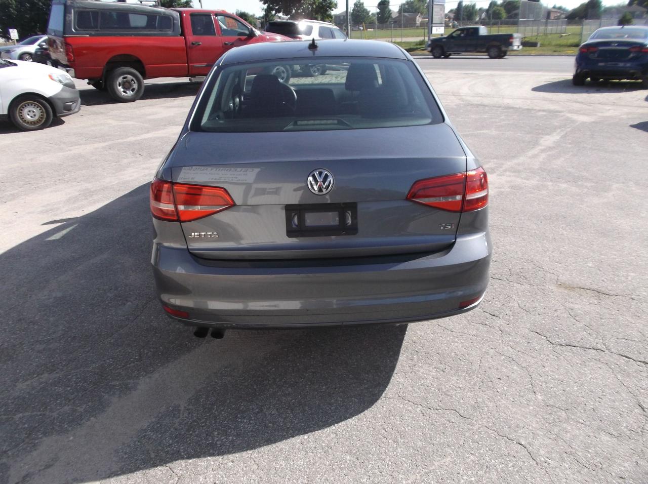 2015 Volkswagen Jetta TSI  SE - Photo #4