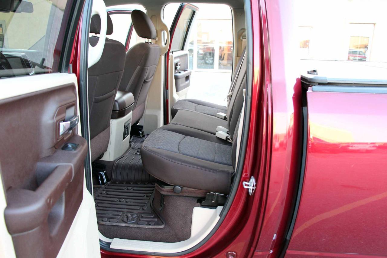 2017 RAM 1500 4WD Quad Cab 140.5" Outdoorsman - Photo #14
