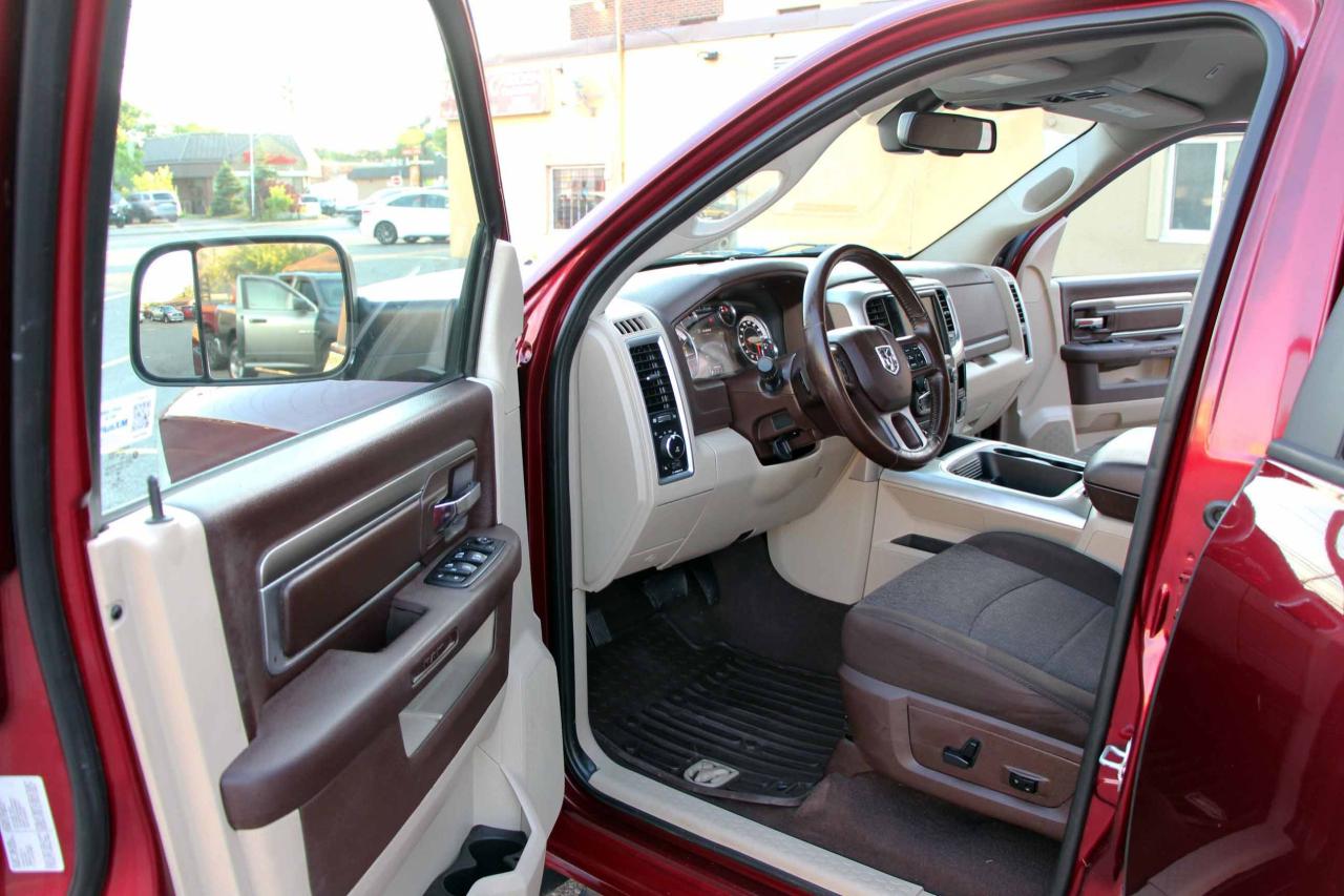2017 RAM 1500 4WD Quad Cab 140.5" Outdoorsman - Photo #19