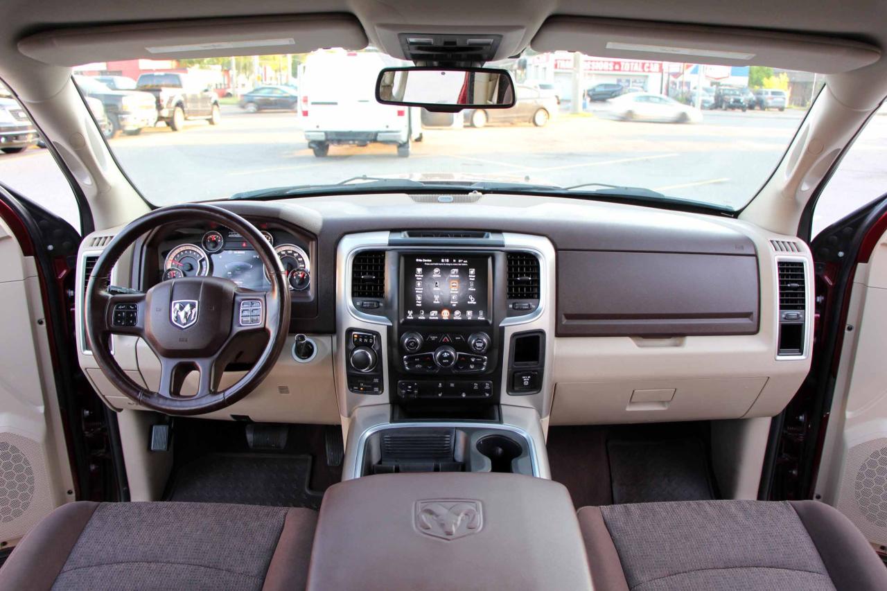 2017 RAM 1500 4WD Quad Cab 140.5" Outdoorsman - Photo #21