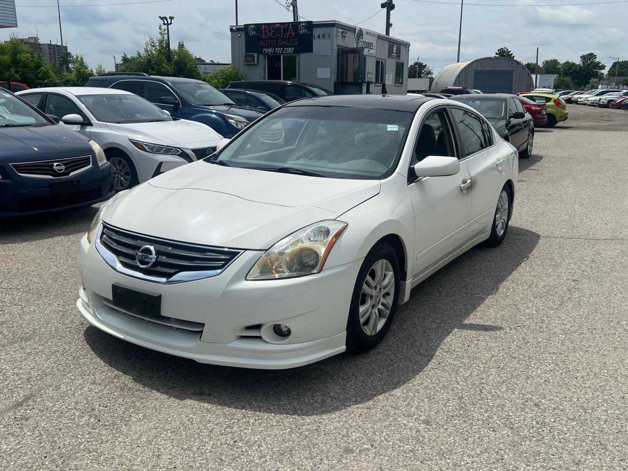 Used 2010 Nissan Altima 4dr Sdn I4 CVT 2.5 for sale in Kitchener, ON