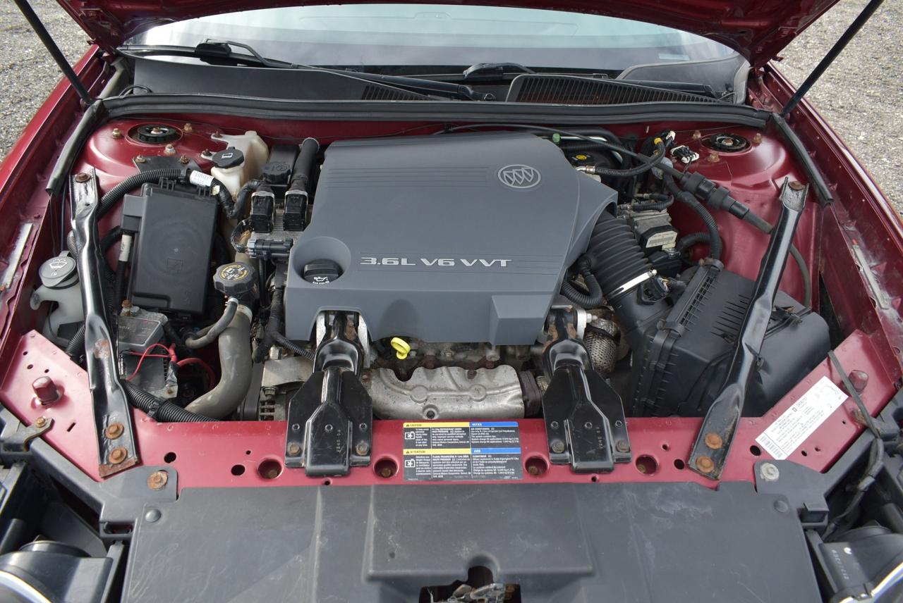 2005 Buick Allure CXS - Photo #15