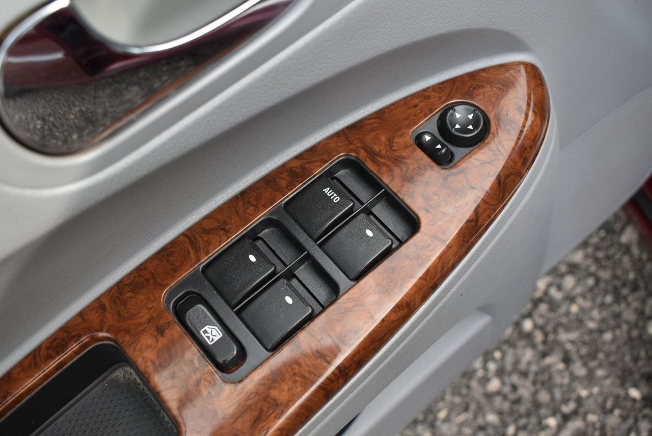 2005 Buick Allure CXS - Photo #19