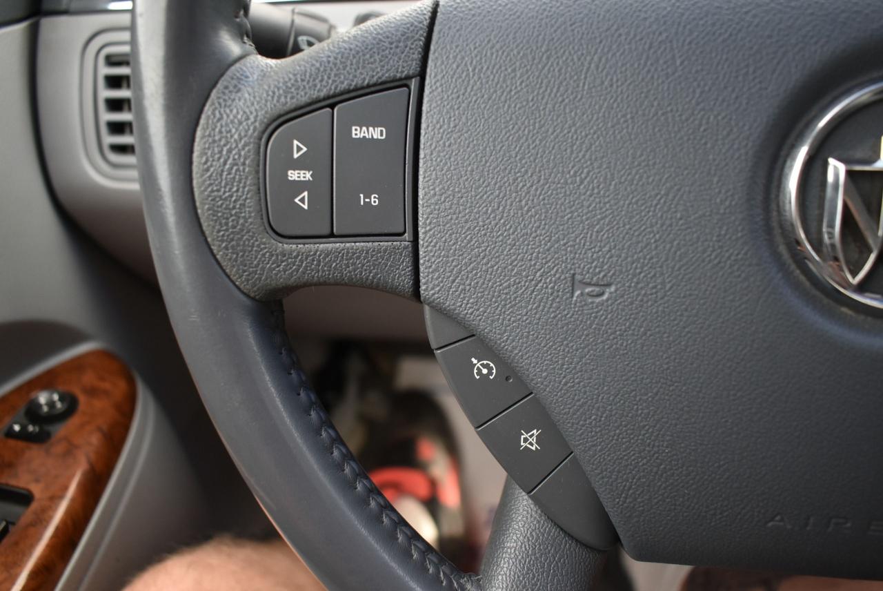 2005 Buick Allure CXS - Photo #34