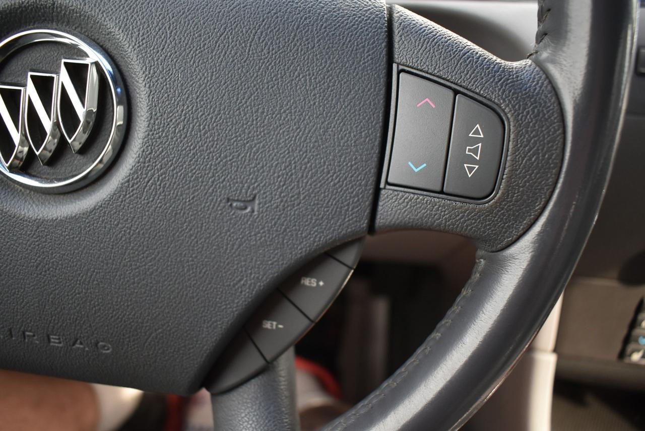 2005 Buick Allure CXS - Photo #35