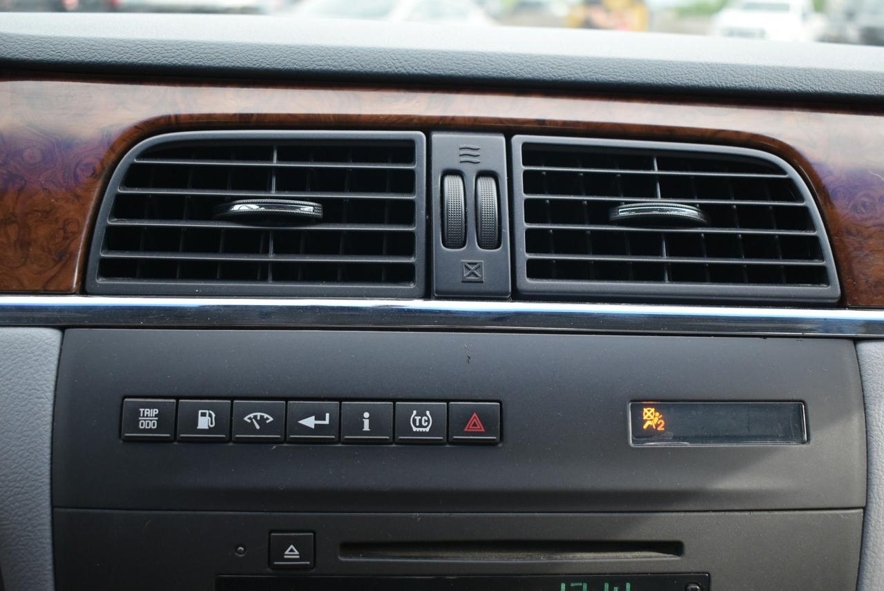2005 Buick Allure CXS - Photo #38