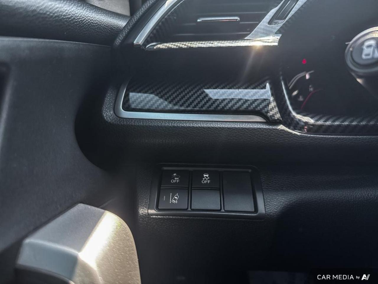 2019 Honda Civic SPORT / NO ACCIDENTS / ROOF / HTD SEATS - Photo #13