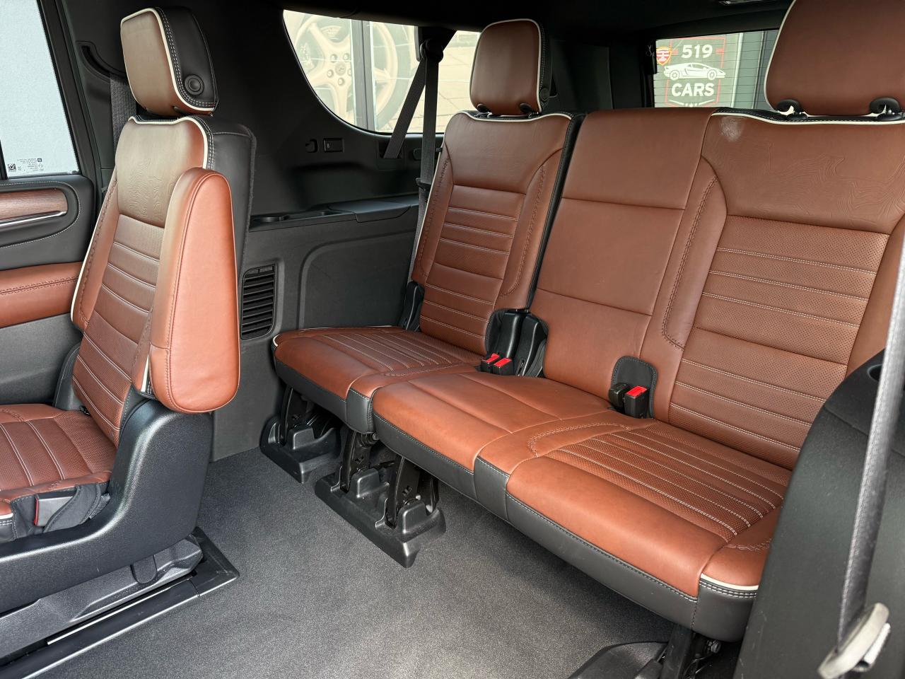 2023 GMC Yukon XL Denali Ultimate | Massage Seats | Rear Entertainment | Panoramic Sunroof - Photo #11