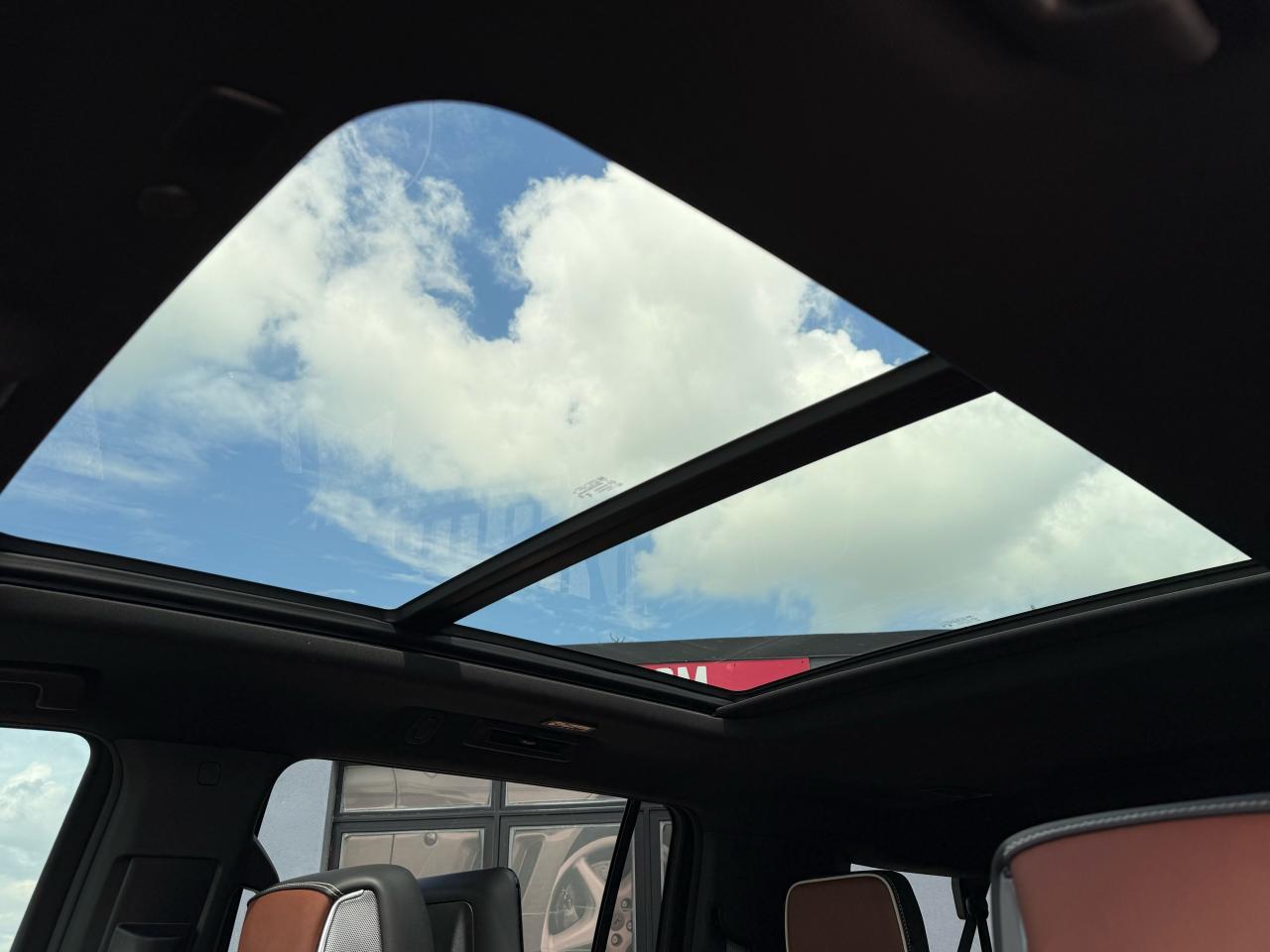 2023 GMC Yukon XL Denali Ultimate | Massage Seats | Rear Entertainment | Panoramic Sunroof - Photo #19