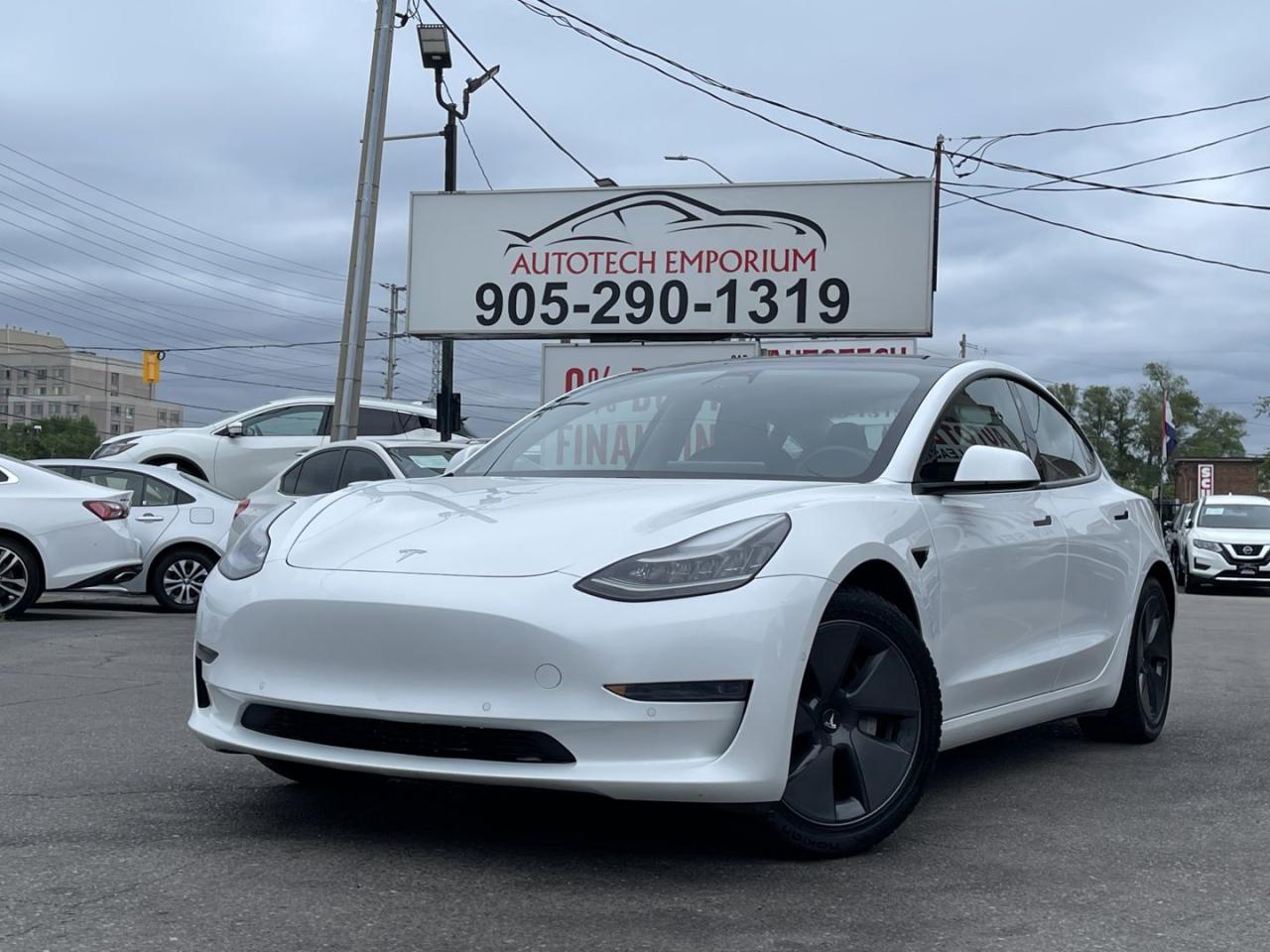 Used 2021 Tesla Model 3 SR PLUS Pearl White Pano Roof / Blind Spot Cam / Leather for sale in Mississauga, ON