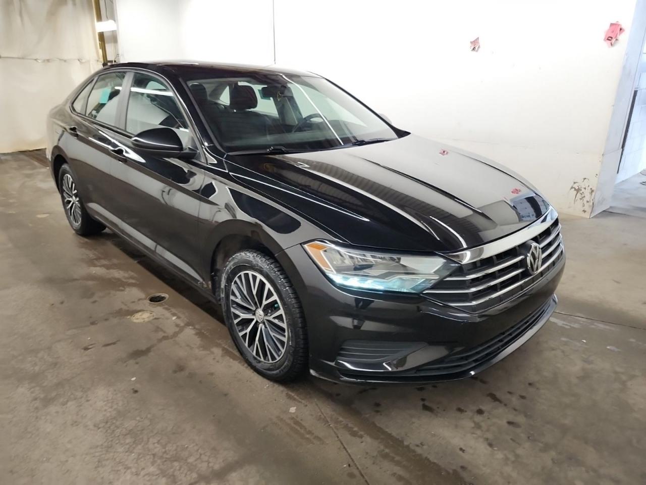 Used 2020 Volkswagen Jetta Comfortline / Htd Seats / Rev Cam / Alloys for sale in Mississauga, ON