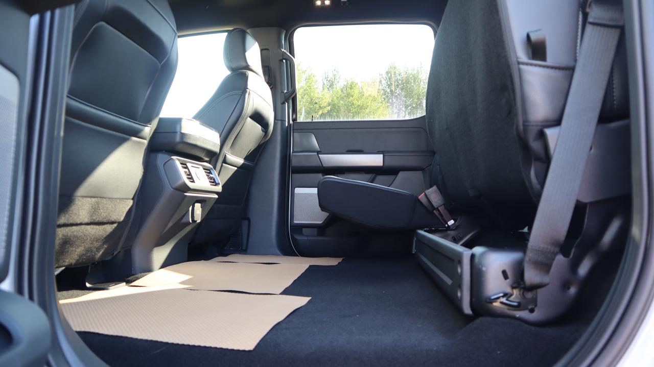 2025 Ford F-150 Lariat Photo5