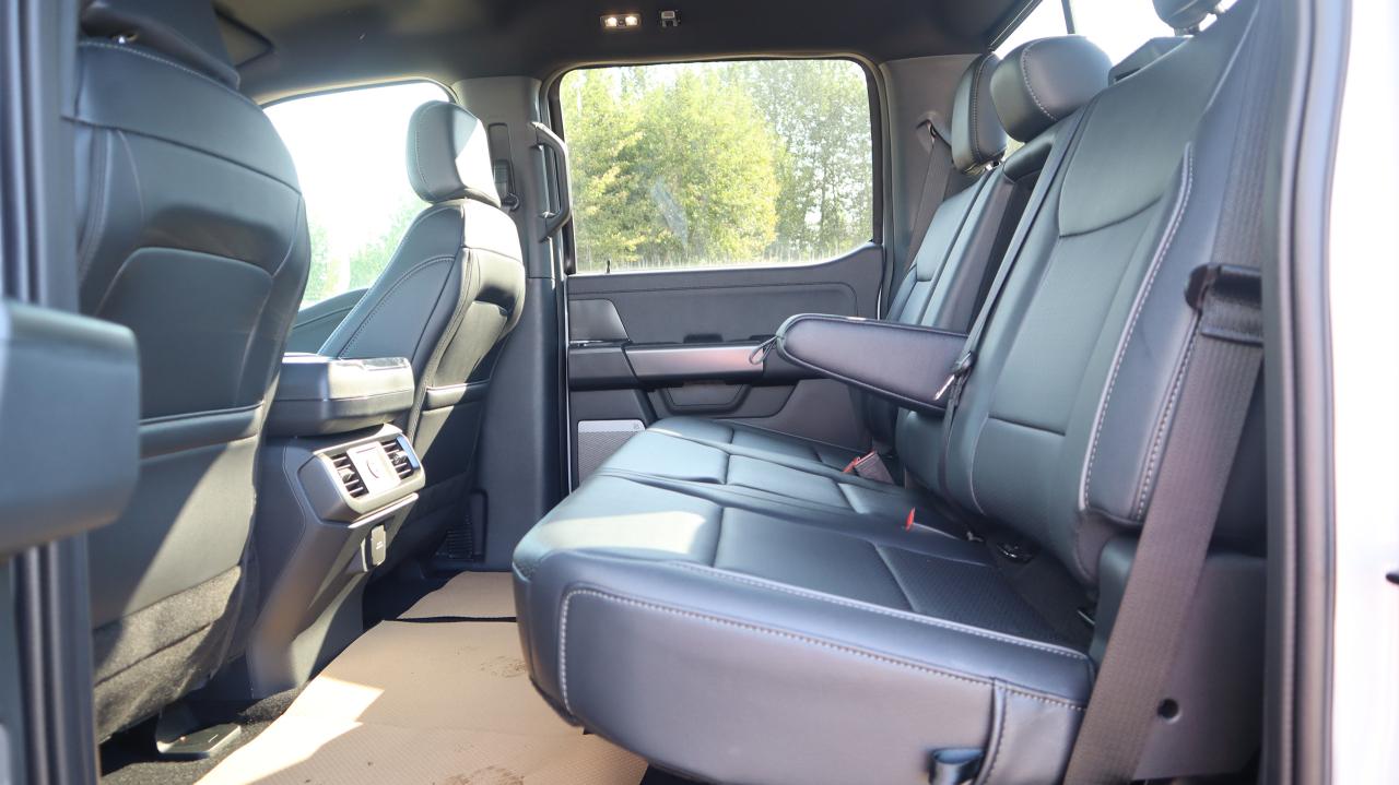 2025 Ford F-150 Lariat Photo5