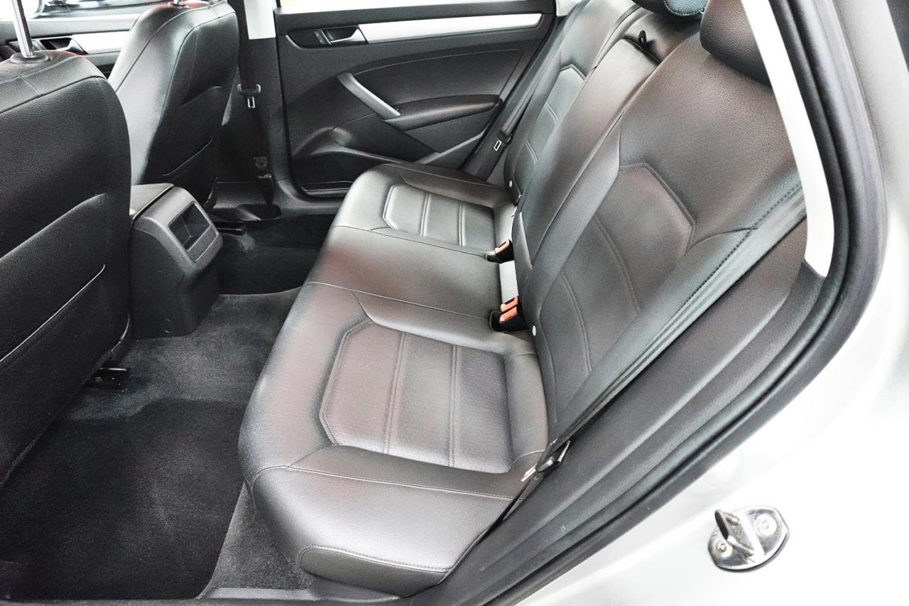 2012 Volkswagen Passat TDI,WELL MAINTAIN,NO ACCIDENT,LEATHER ROOF - Photo #18