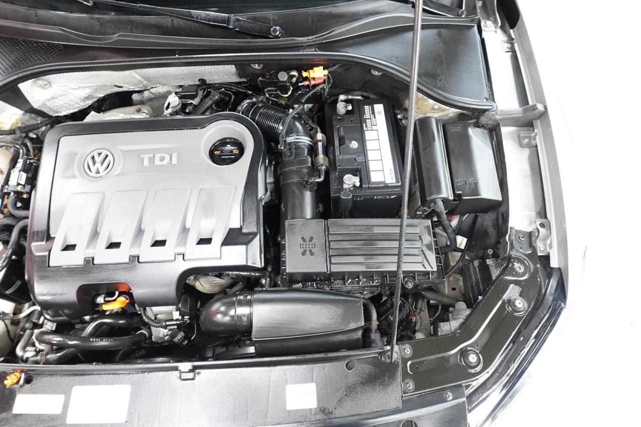 2012 Volkswagen Passat TDI,WELL MAINTAIN,NO ACCIDENT,LEATHER ROOF - Photo #29