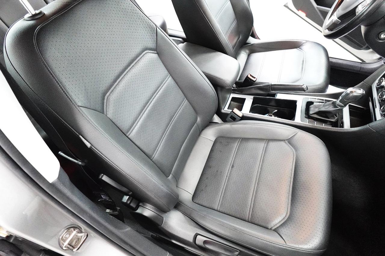 2012 Volkswagen Passat TDI,WELL MAINTAIN,NO ACCIDENT,LEATHER ROOF - Photo #20