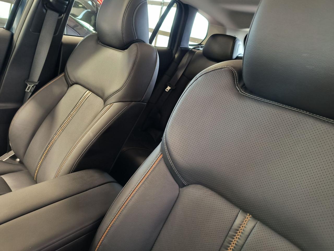 2025 Mazda CX-50 GT Photo