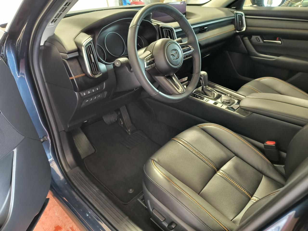 2025 Mazda CX-50 GT Photo