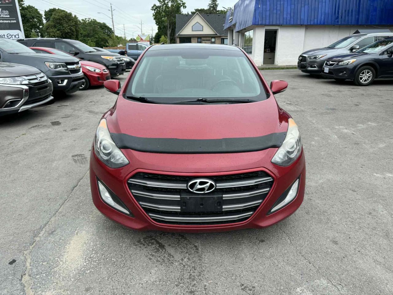 2016 Hyundai Elantra GT Limited - Photo #2