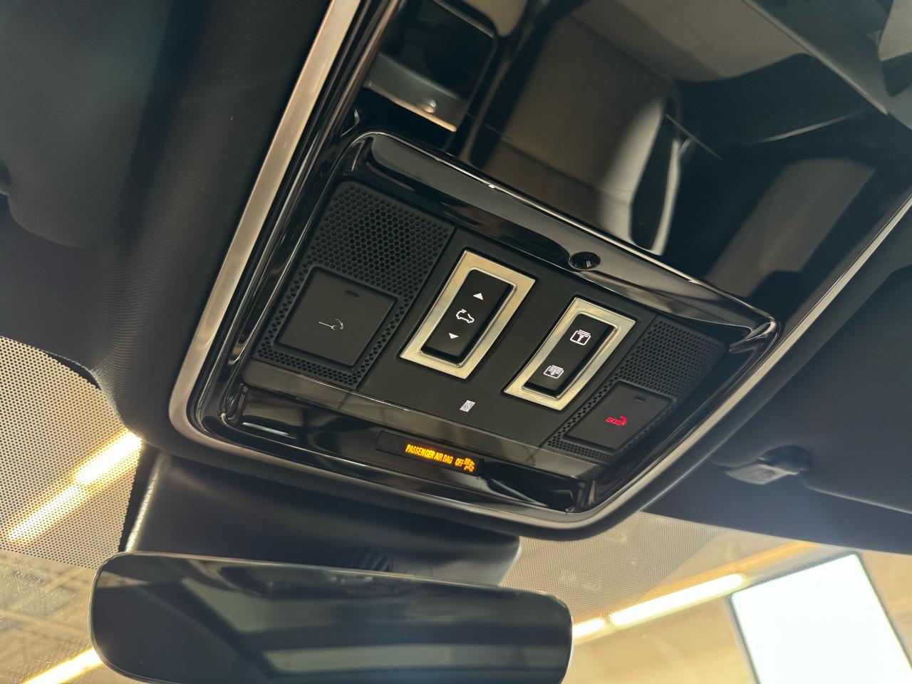 2020 Land Rover Range Rover Velar R-DYNAMIC|NAV|BACKUP|PANO|LKA|BSM|CARPLAY| - Photo #27