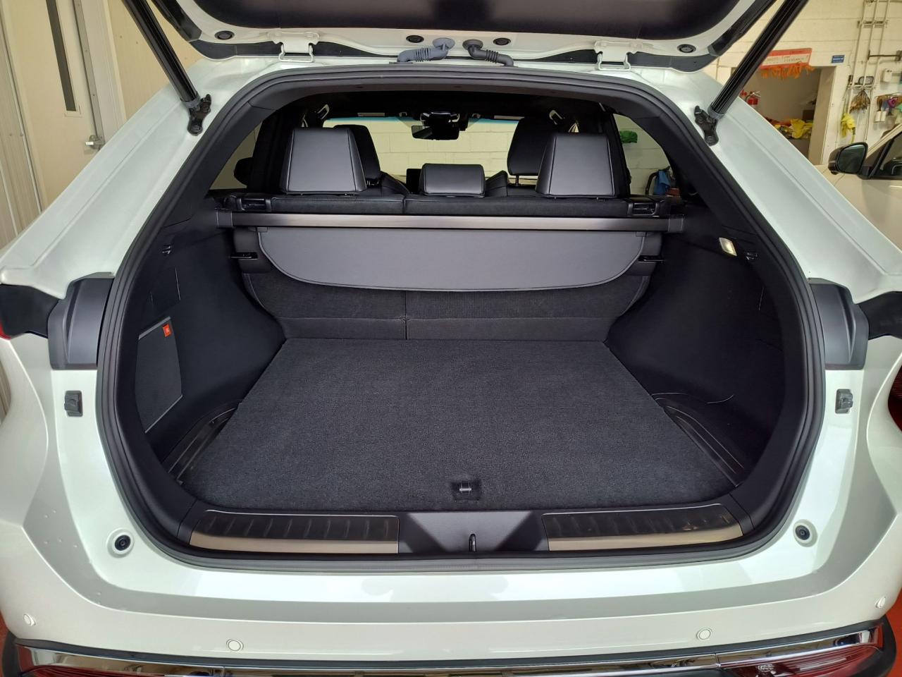 2021 Toyota Venza LIMITED AWD Photo4