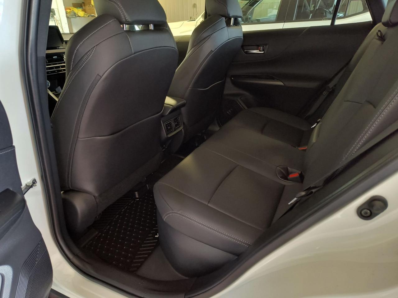2021 Toyota Venza LIMITED AWD Photo