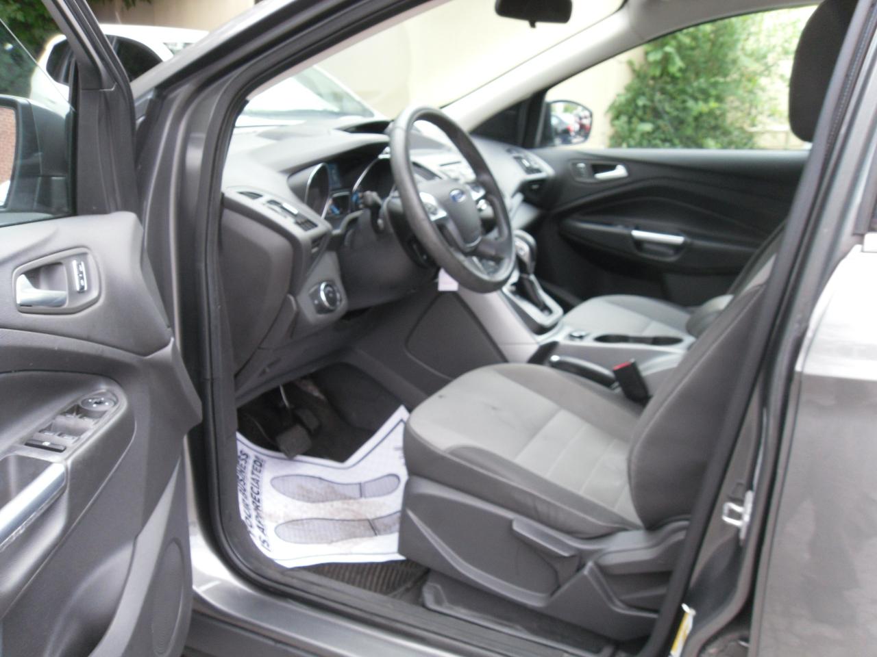 2014 Ford Escape FWD 4dr SE - Photo #5