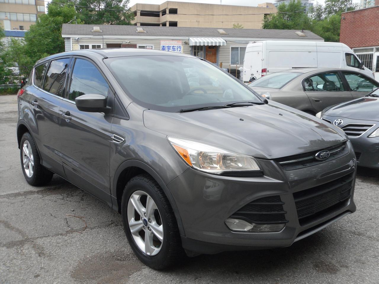 2014 Ford Escape FWD 4dr SE - Photo #2