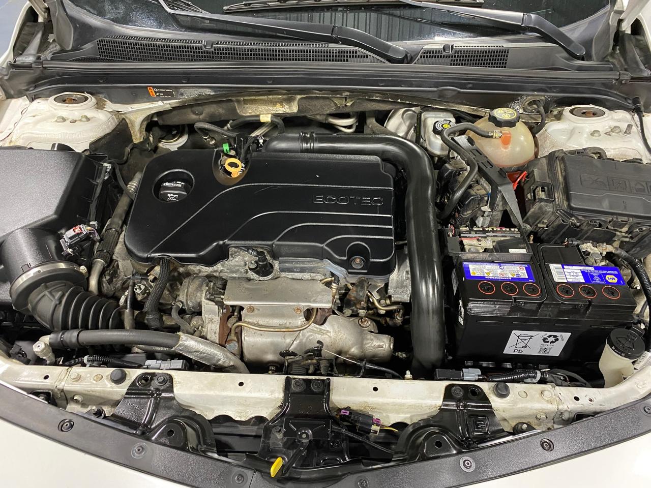 2018 Chevrolet Malibu LT - Photo #9
