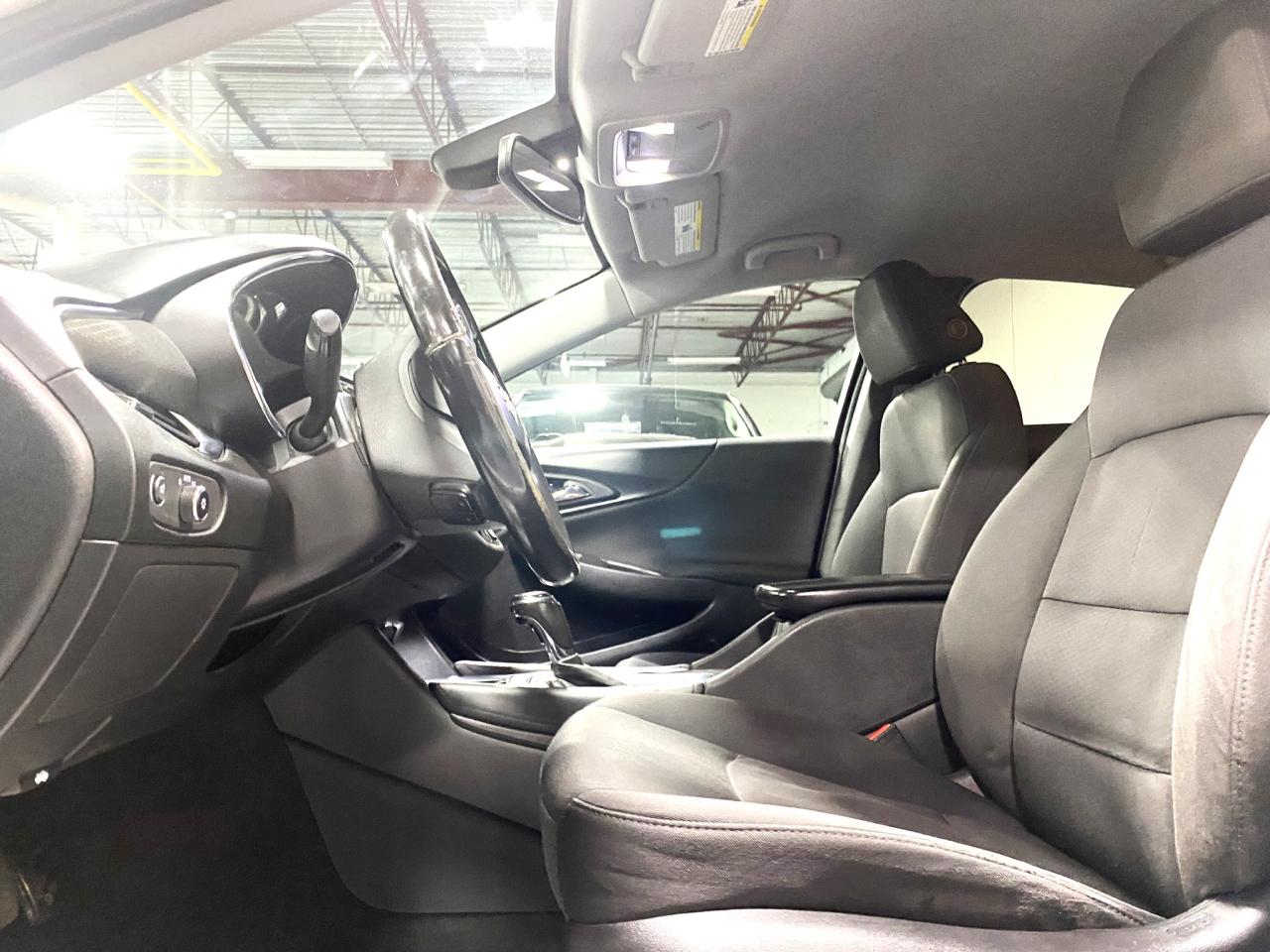 2018 Chevrolet Malibu LT - Photo #12