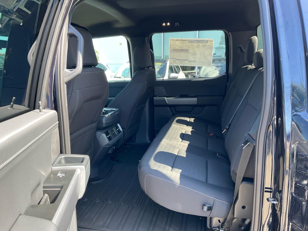 2025 Ford F-150 XLT Photo5