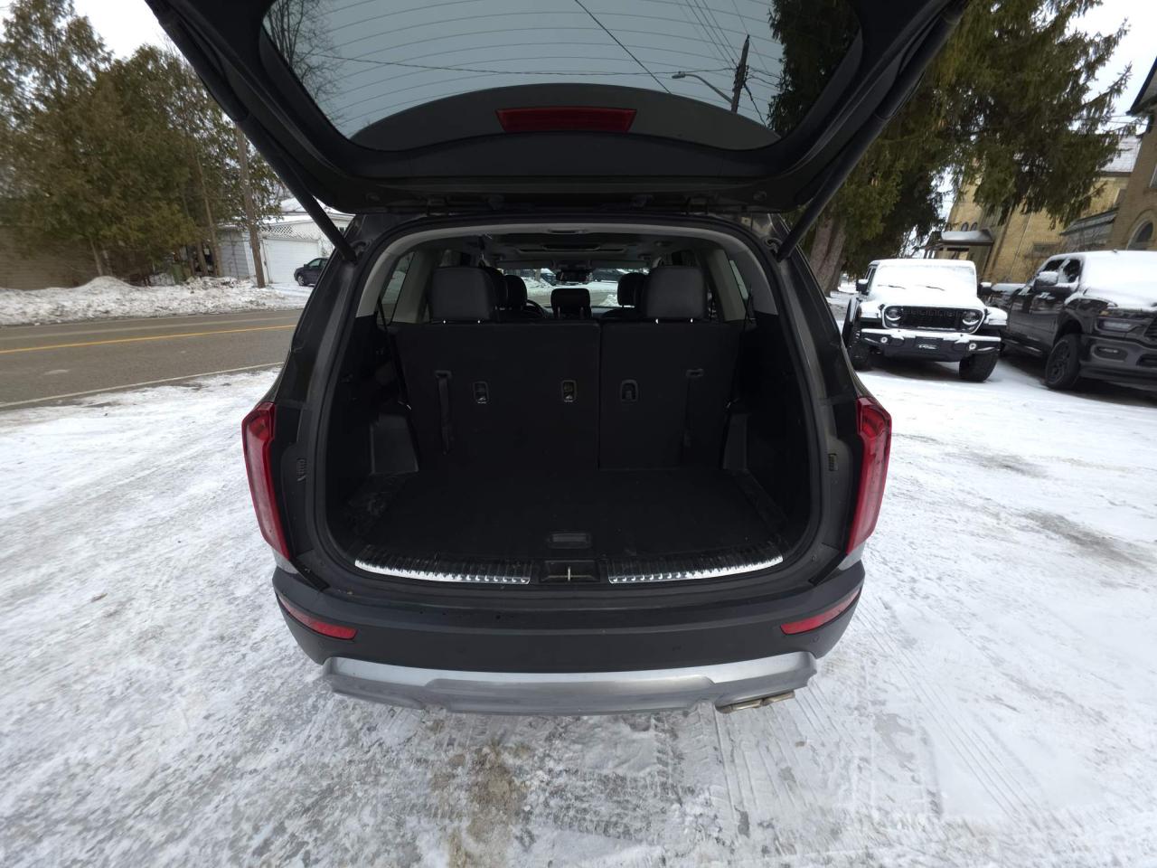 2021 Kia Telluride SX Limited 7 PASSENGER! SUNROOF! Photo