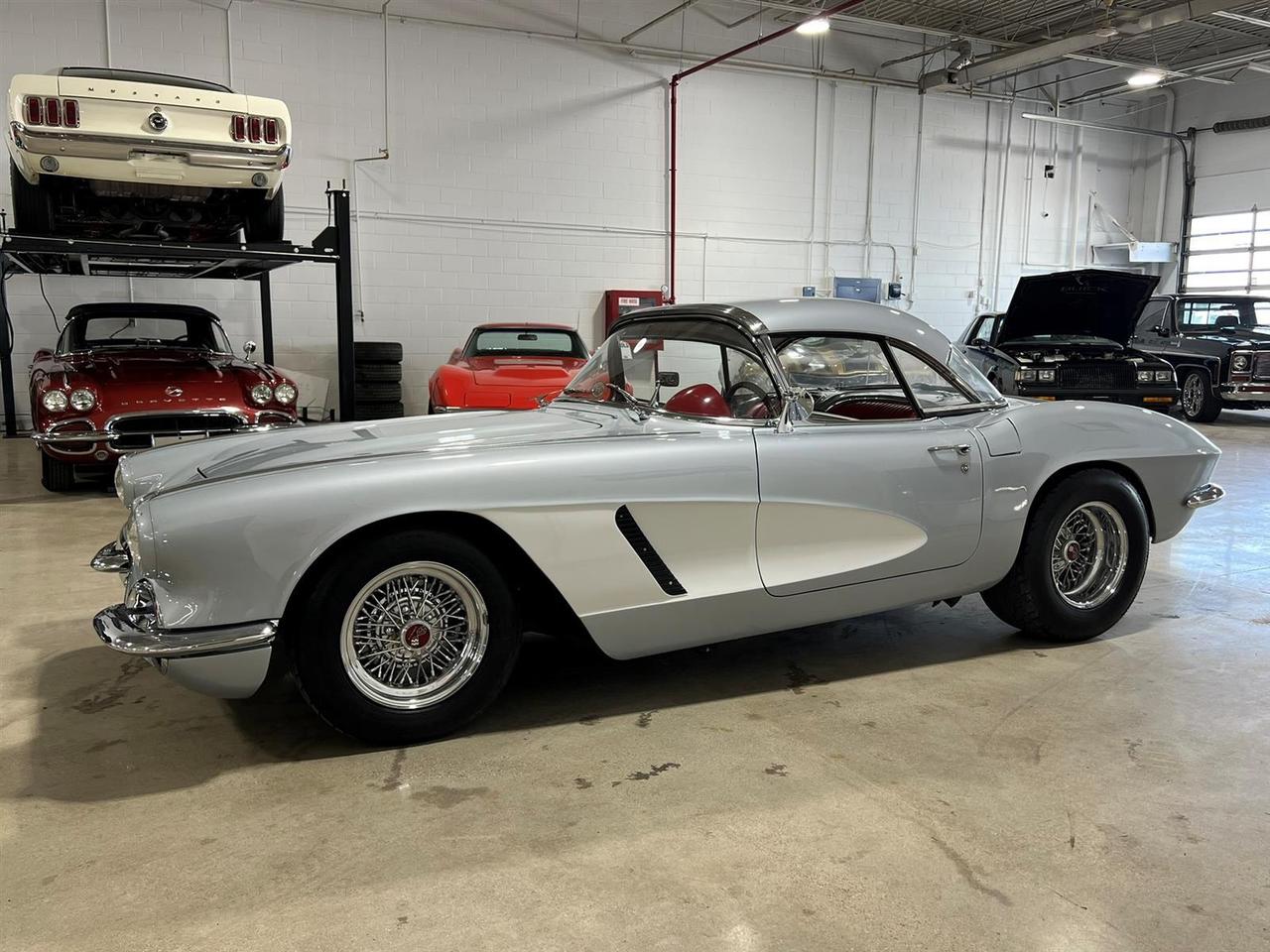 1962 Chevrolet Corvette | 454 V8 | Manual Photo