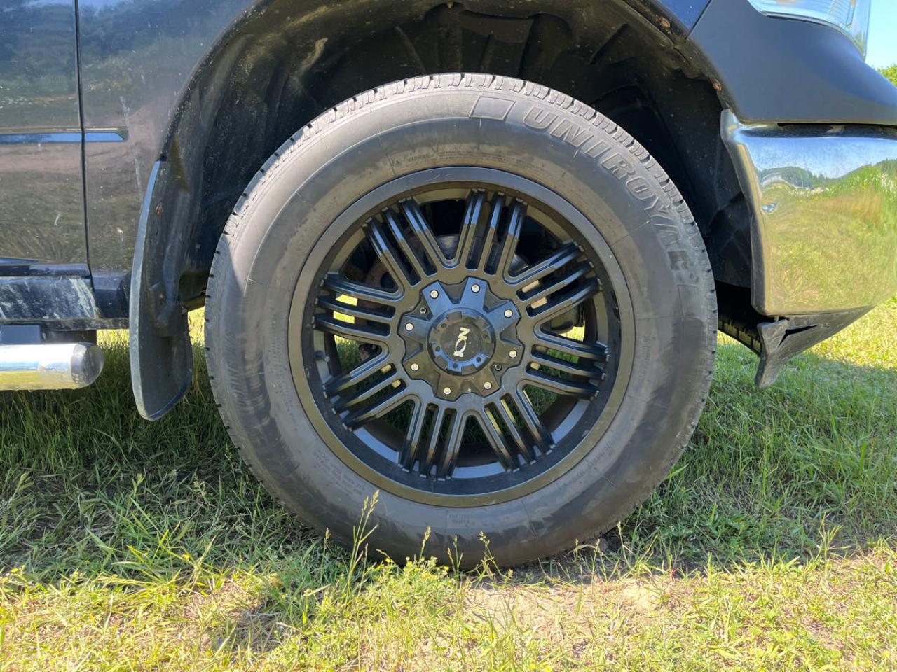2017 RAM 1500 ST - Photo #2