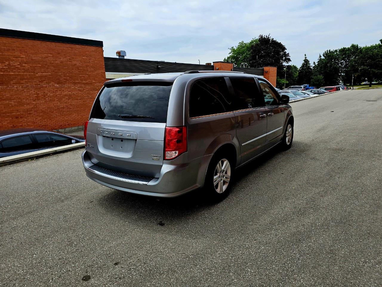 2015 Dodge Grand Caravan 4dr Wgn Crew Photo4