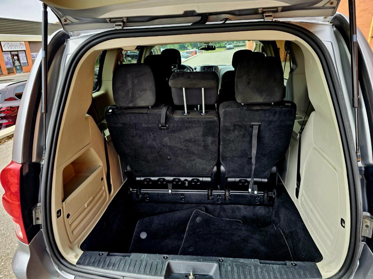 2015 Dodge Grand Caravan 4dr Wgn Crew Photo