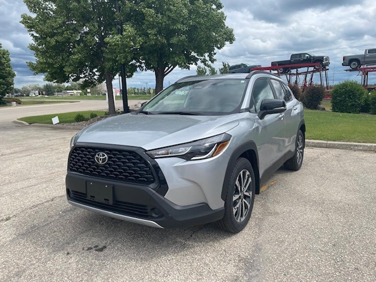 New 2025 Toyota Corolla Cross LE Premium AWD for sale in Portage la Prairie, MB