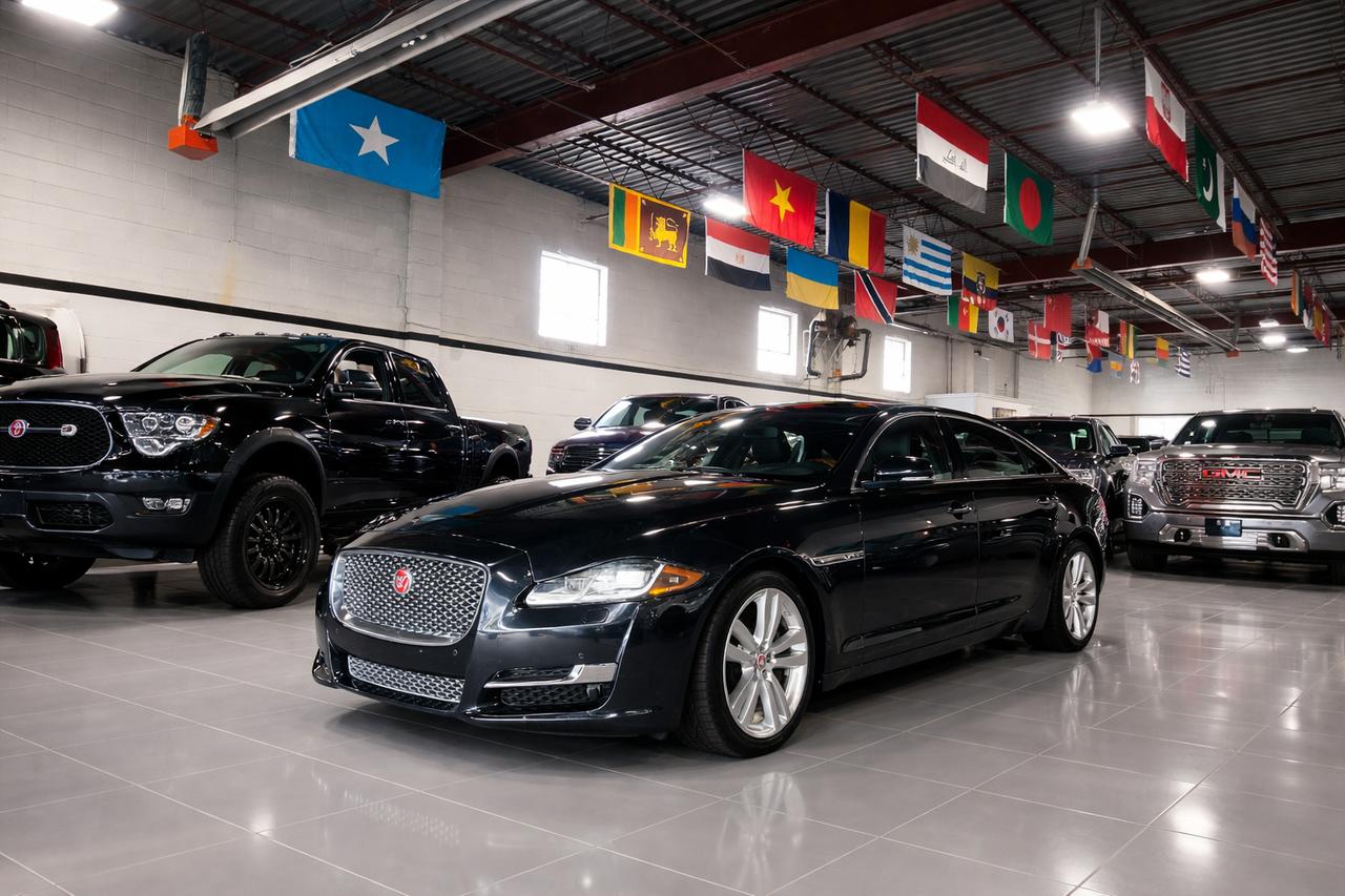 2016 Jaguar XJ XJL | PORTFOLIO PKG | MASSAGE SEATS Photo0