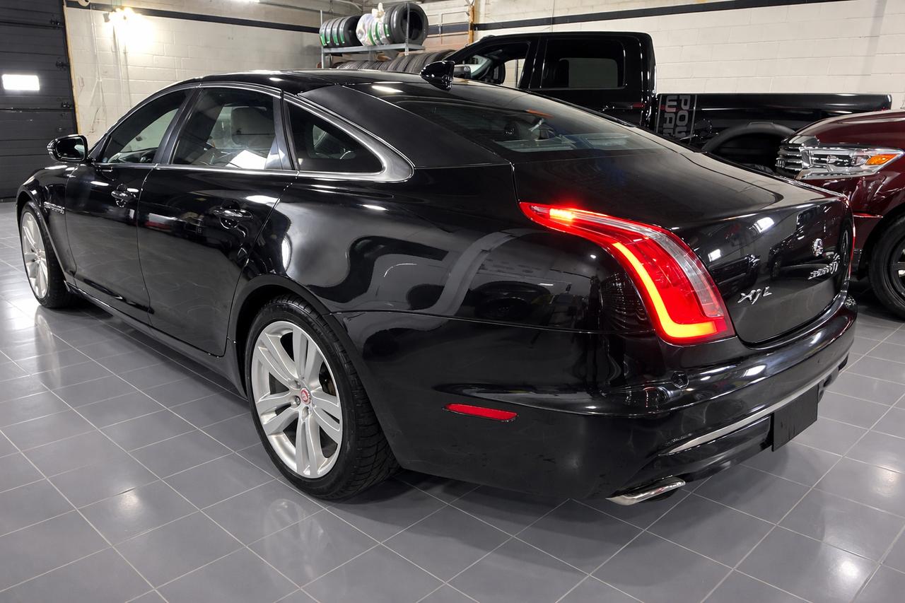 2016 Jaguar XJ XJL | PORTFOLIO PKG | MASSAGE SEATS Photo