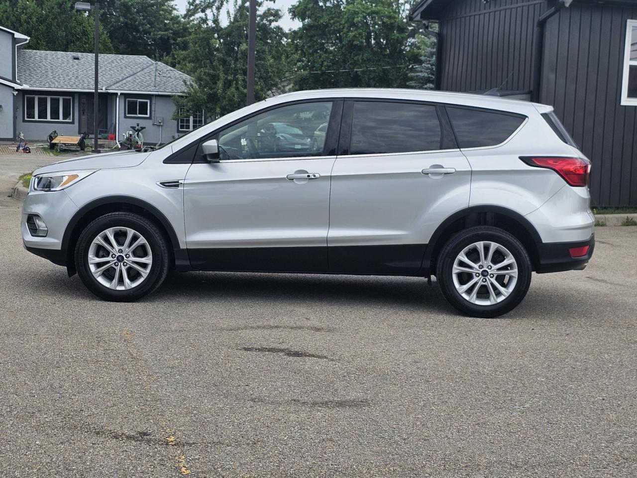 2019 Ford Escape SE ,4cyl. Turbo, One Owner - Photo #8