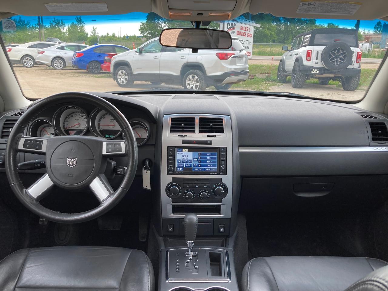 2010 Dodge Charger SXT - Photo #14