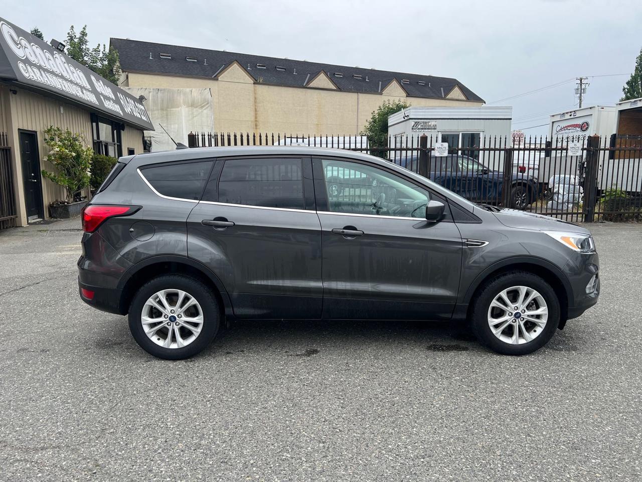 2019 Ford Escape SE 4WD Photo10