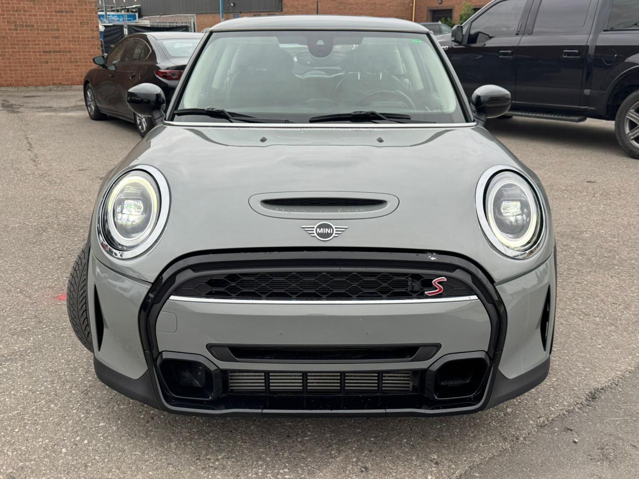 2022 MINI Cooper Cooper S - Photo #2