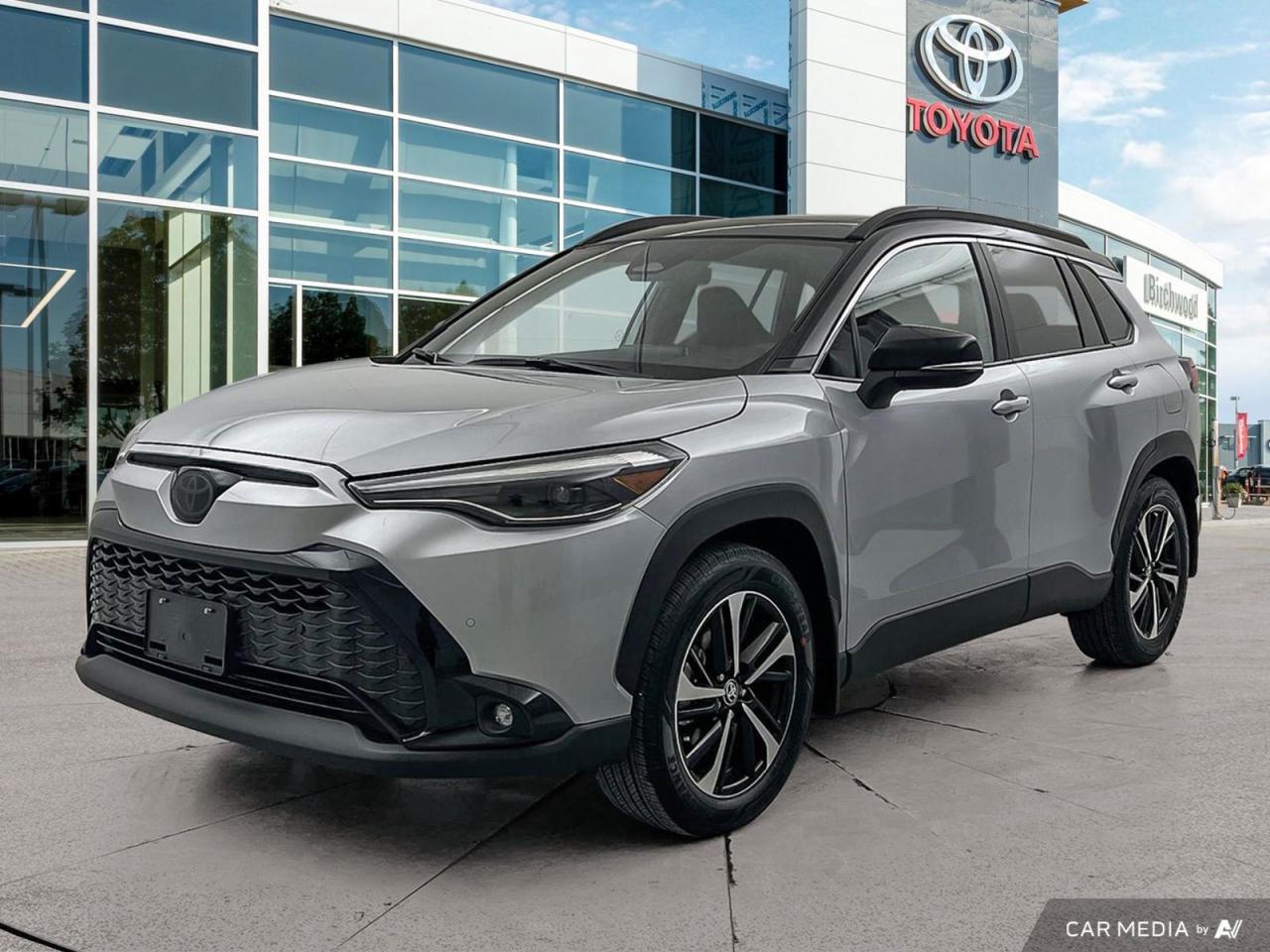 Used 2025 Toyota Corolla Cross Hybrid XSE for sale in Winnipeg, MB