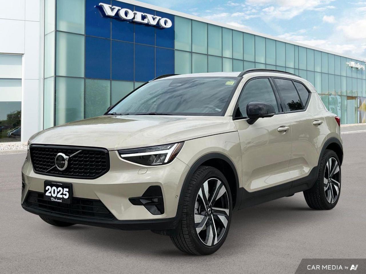 Used 2025 Volvo XC40 B5 - Plus Climate | 20's for sale in Winnipeg, MB