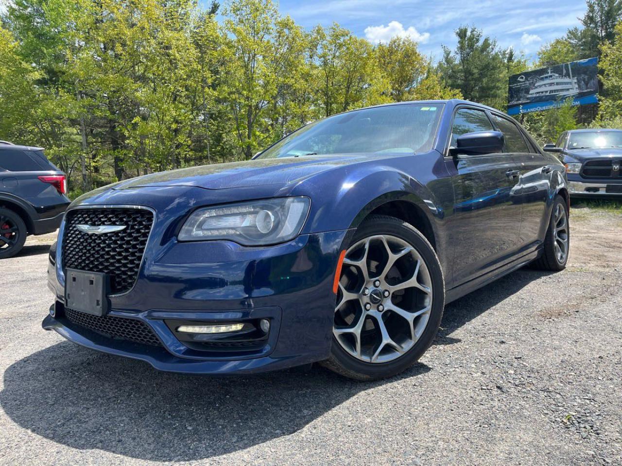 Used 2017 Chrysler 300 Beats Sound | Leather | Pano Roof | Backup Camera for sale in Waterloo, ON