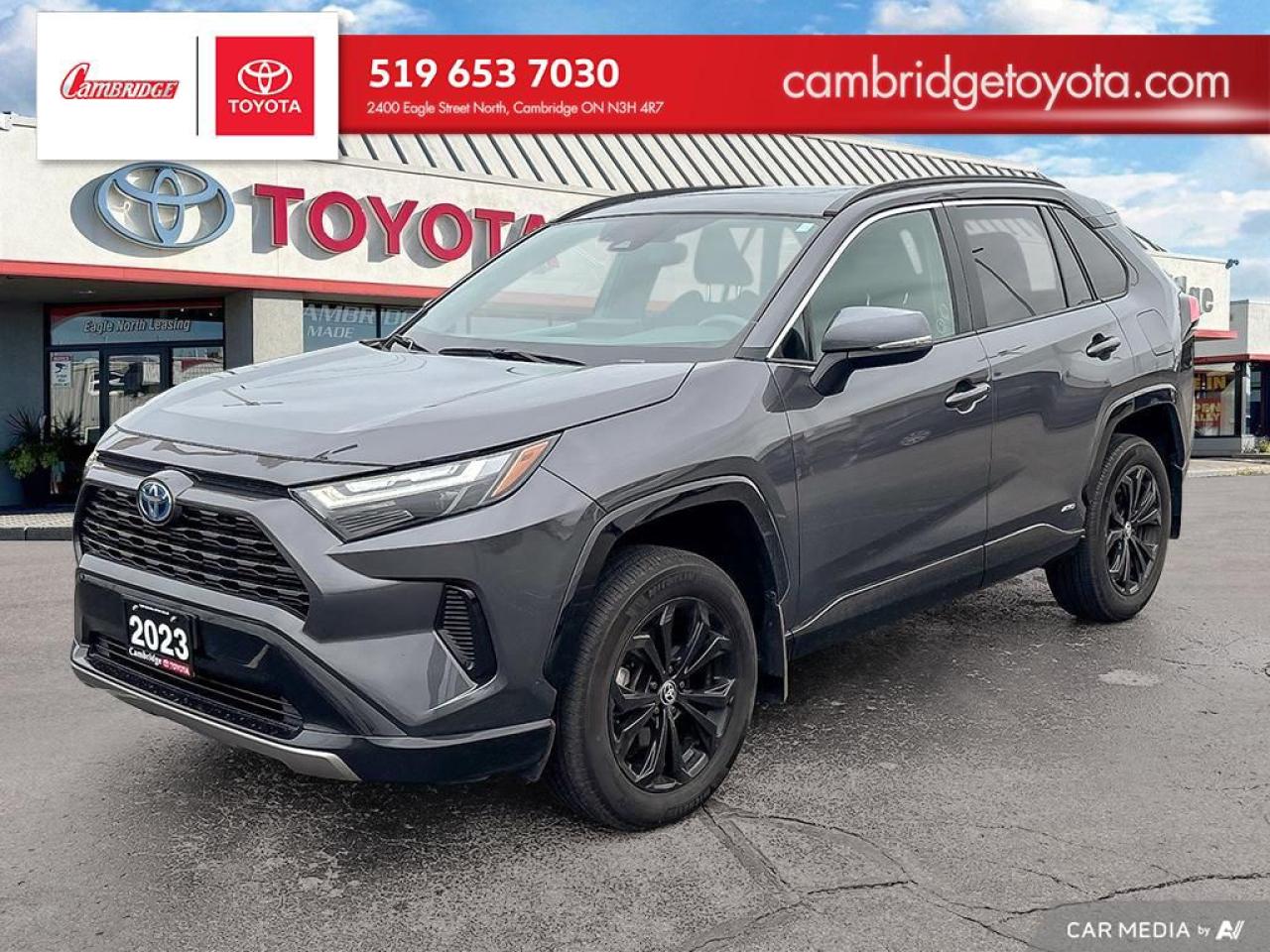 Used 2023 Toyota RAV4 Hybrid SE for sale in Cambridge, ON