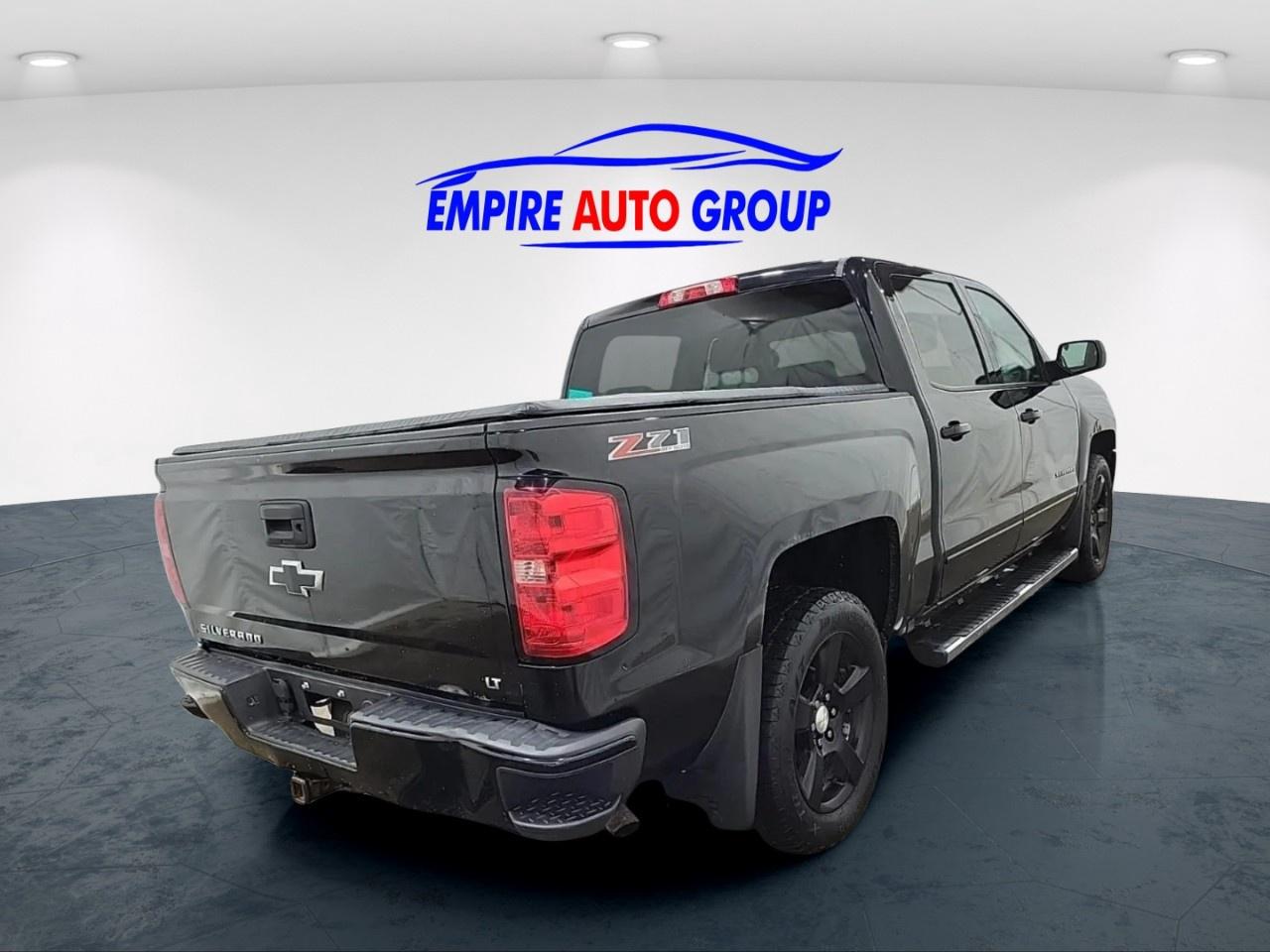 2016 Chevrolet Silverado LT Photo