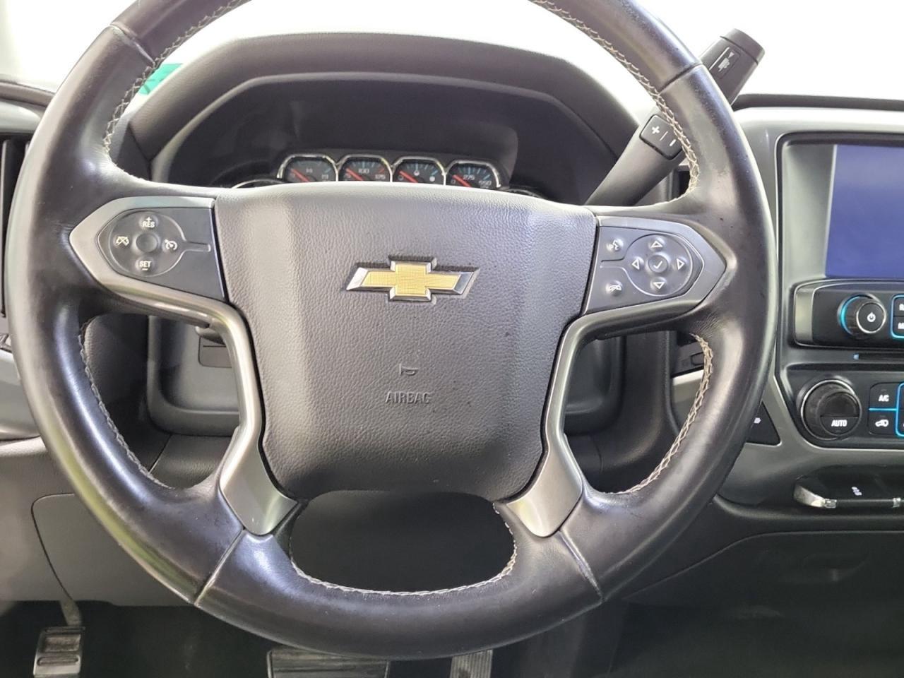 2016 Chevrolet Silverado LT Photo